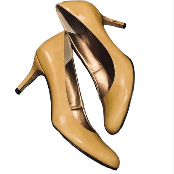 Vaneli nude patent Ursela pump - Picture 3 of 9